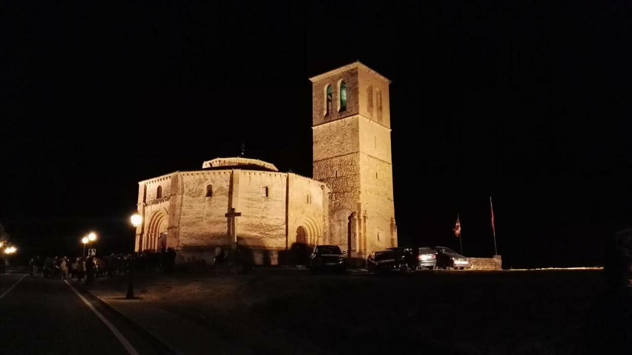 El Balconcito De San Millan II Διαμέρισμα Σεγκόβια Εξωτερικό φωτογραφία